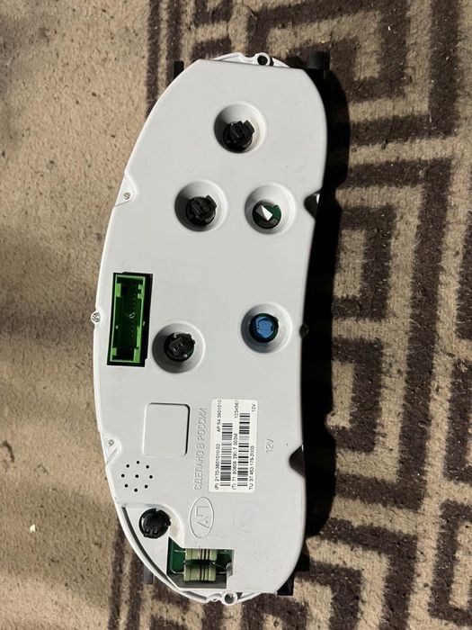 Лада приора 2170,2171,2172 щиток приборів