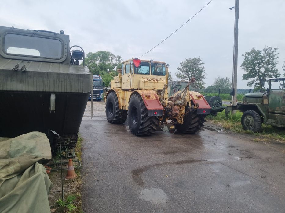 Kirowiec V12 piękny stan