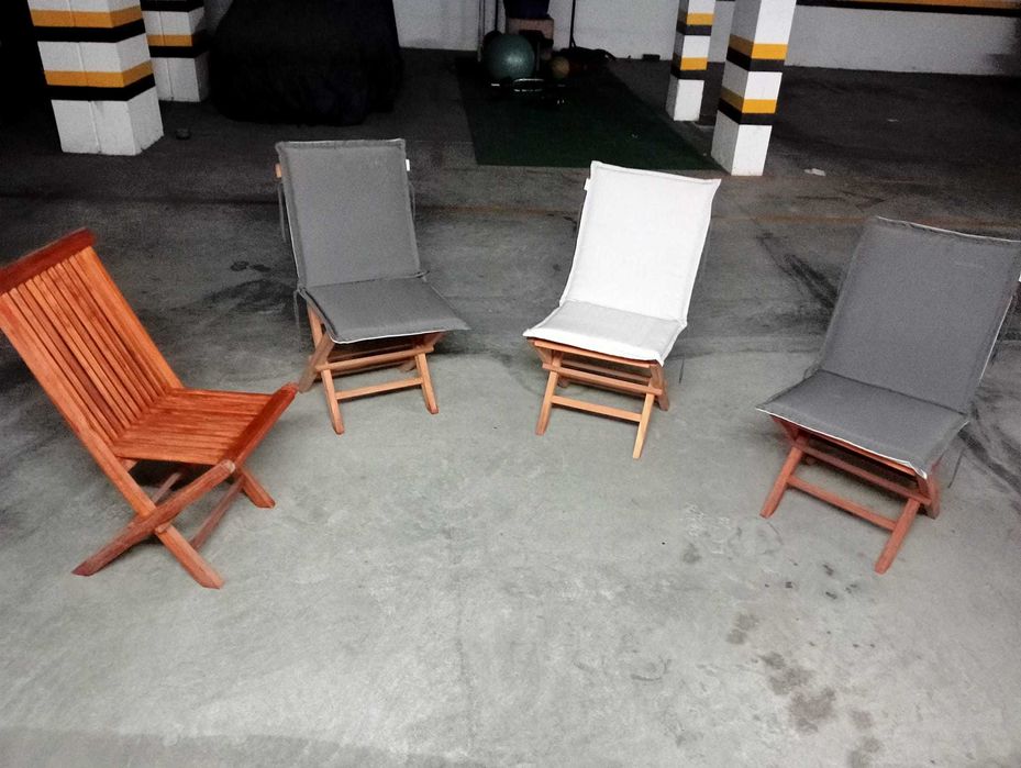 Cadeiras de Exterior dobráveis de madeira com almofadas