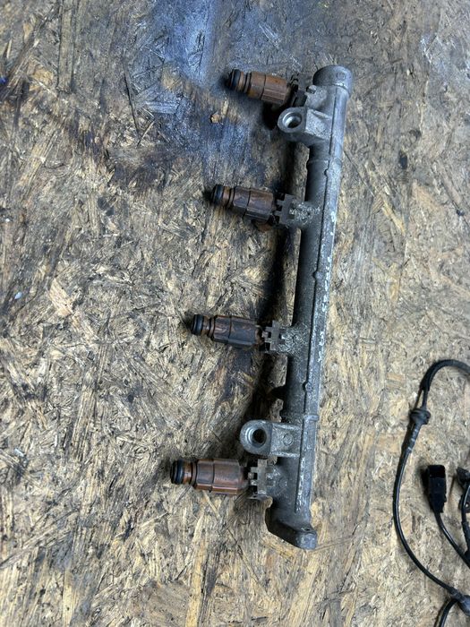 Форсунки Kia Sephia 2 1.8 Кіа Сефія бензин