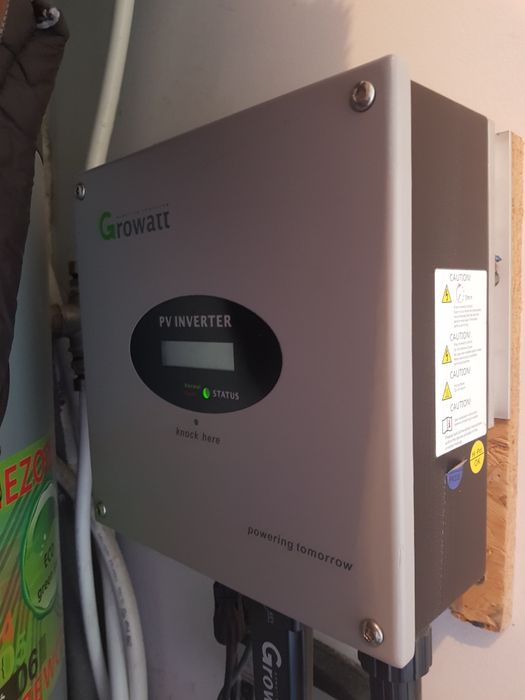 Falownik Growatt 2000s
