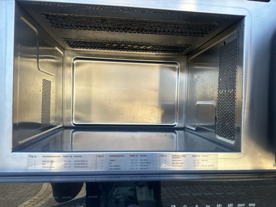 Мікрохвильова піч Siemens