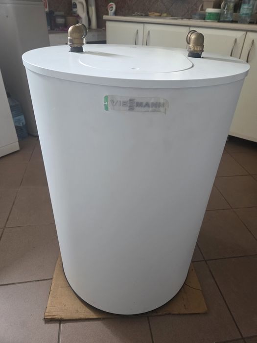Zbiornik / zasobnik c.w.u. o pojemności 100 litrów Viessmann -Vitocell 100-W + OBUDOWA