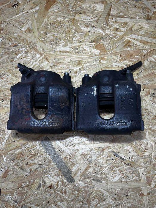 Zaciski hamulcowe BMW E46 przód