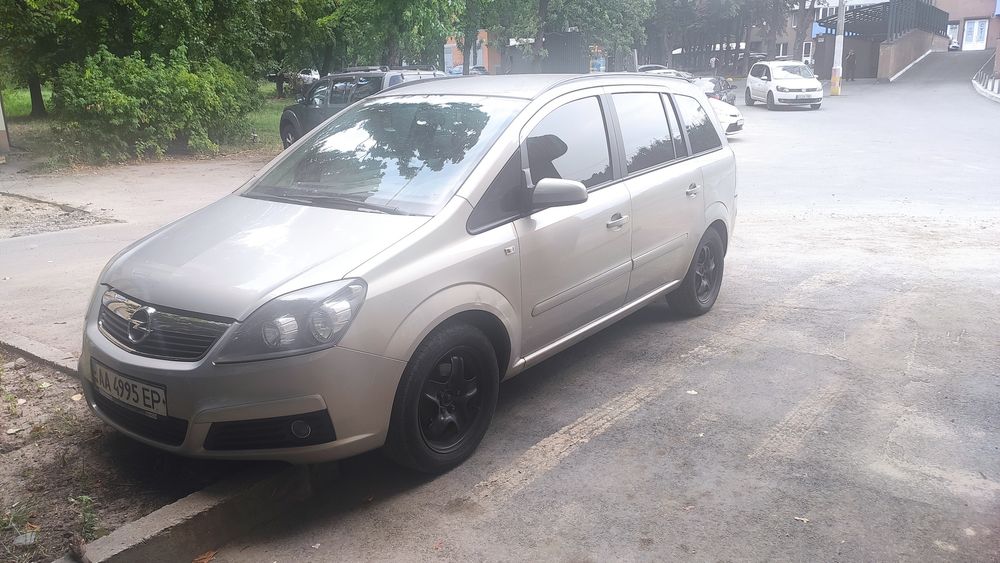 Opel Zafira B 1.8