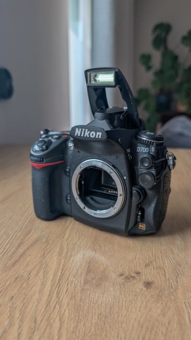 Nikon D700 z dodatkami