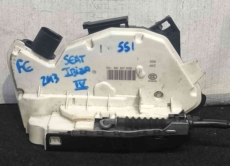 Fechadura / Fecho Porta Esquerdo SEAT IBIZA IV (6J5, 6P1) ano 2013