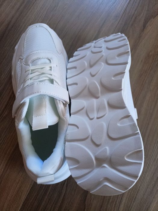 Sneakersy damskie 39