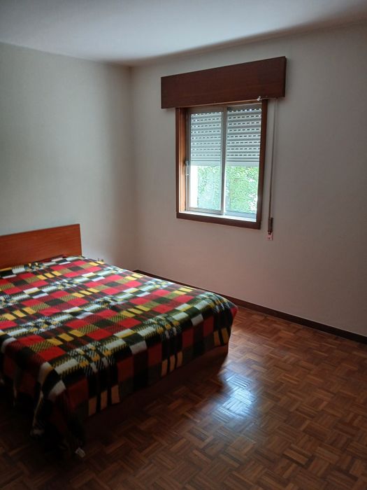 T1 de 80m2 com um arrumo, Porto