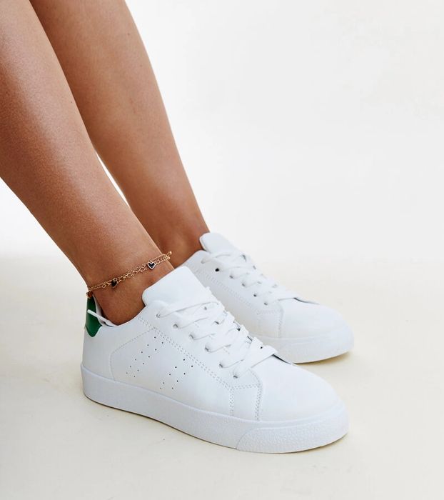 Biało-zielone sneakersy Akila