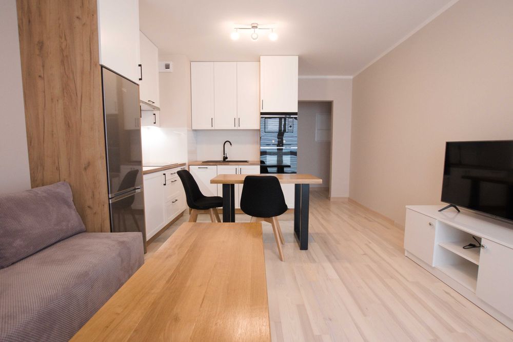 zadbane 35m2, 2 pokoje, garaż