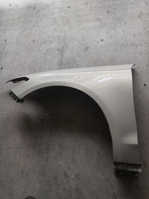 Błotnik przedni lewy Ford Mondeo MK5