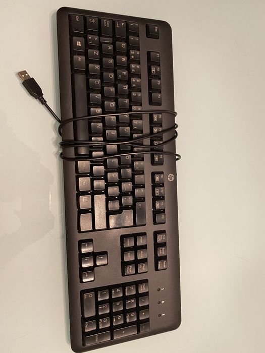 Teclados como novos e nunca usados