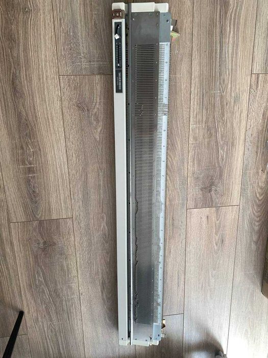 Вязальна машина,професійна Silver Reed SK-280