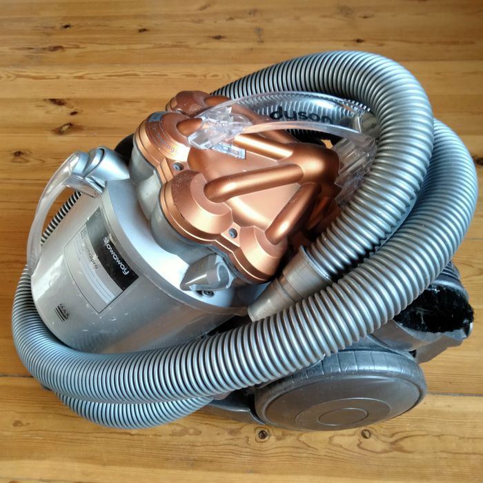 Пилосос DYSON 1400W