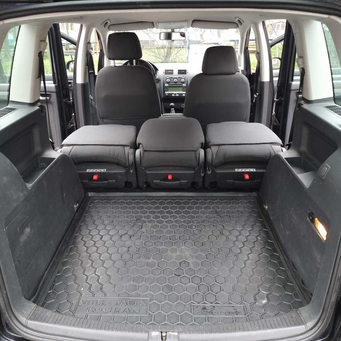 Продам Volkswagen Touran 1.4 TSi