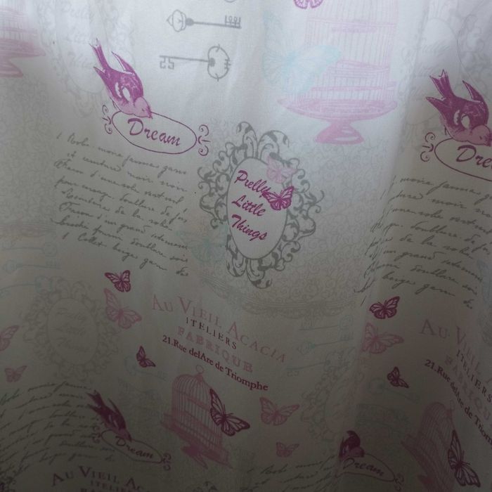 Cortinados de quarto de menina