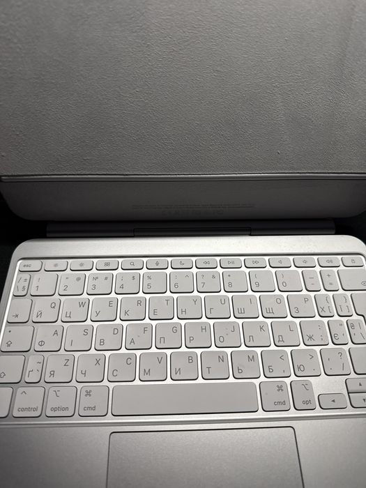 Apple Magic Keyboard для iPad Pro 11” M4-M5 (2024-2025) White