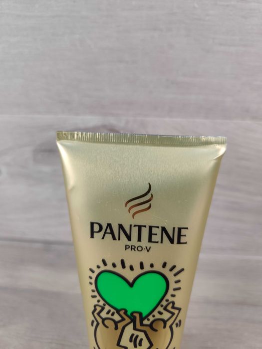 Pantene Pro-V Keith Haring 3 Minute Miracle Odżywka wygładzająca 220ml