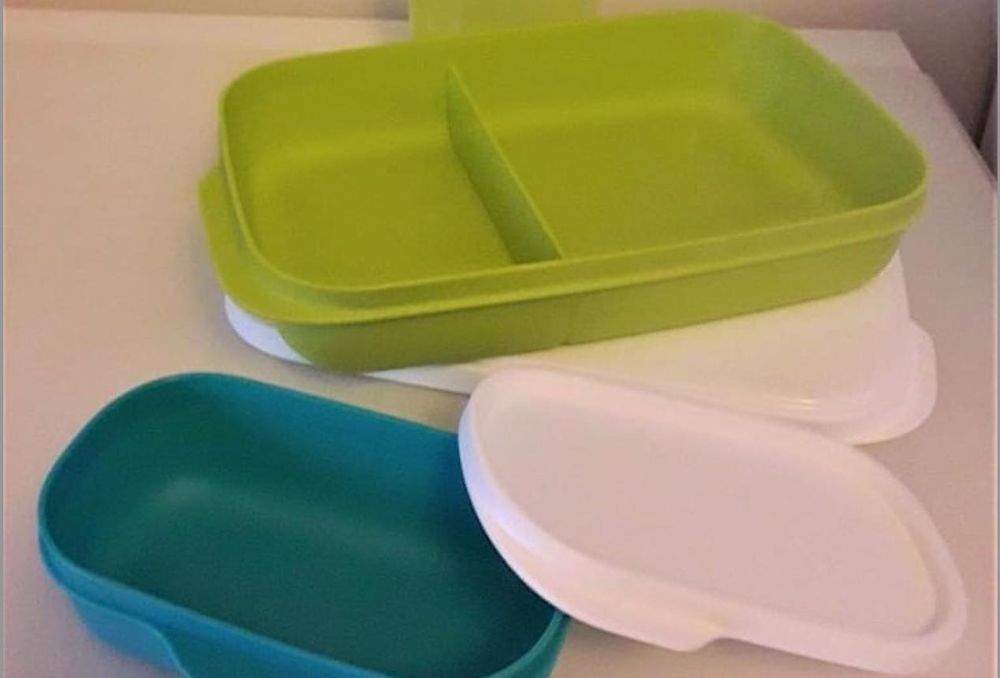 Caixa com divisória + Caixa sobremesa Tupperware