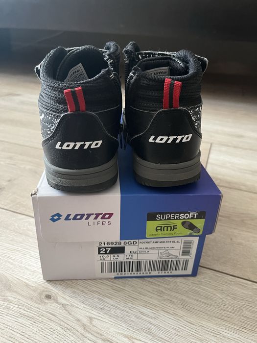 Дитячі ботінки фірми Lotto