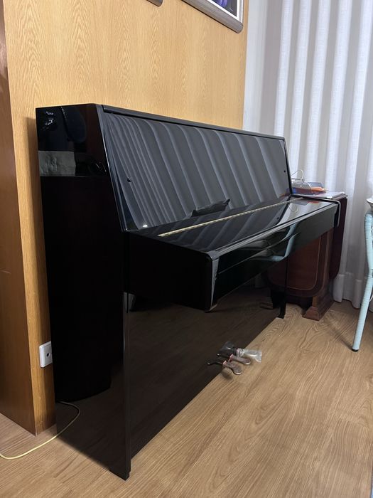 Piano kawai k-15 E