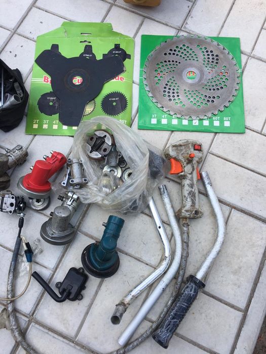 Запчастини і двигун для триміра (мотокоса)