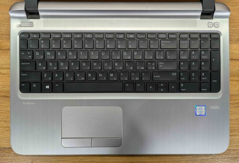 4101/HP ProBook 450 G3/15,6"/Intel I5-6200U/240 GB SSD/RAM 8 GB/AMD Radeon R7 M340 2 GB