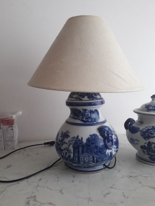 Conjunto de Peças em loiça