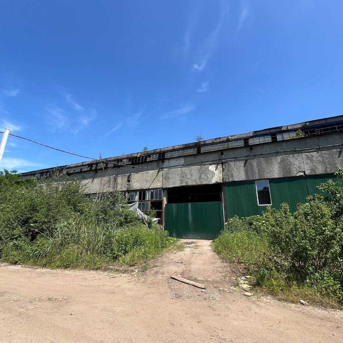 Комерційно-виробничі приміщення