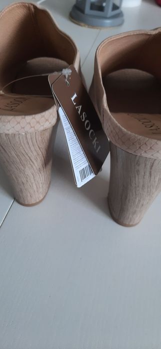 Nowe Klapki roz .40 Lasocki