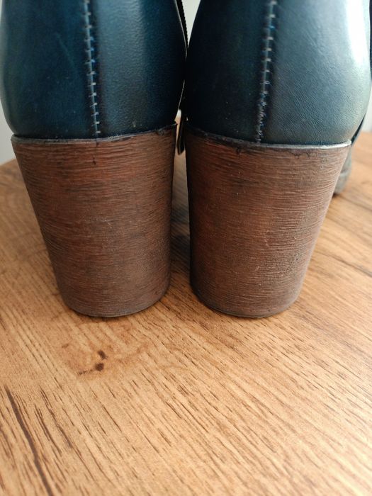 Kozaki skórzane marki Karino