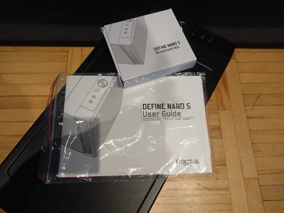 Obudowa ITX/SSF Fractal Design Define Nano S czarna okno komplet
