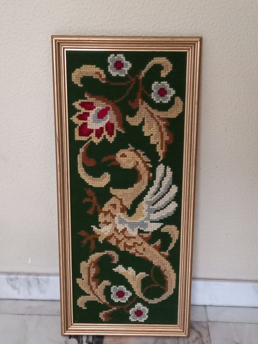 Quadro em ponto de arraiolos. Em muito bom estado