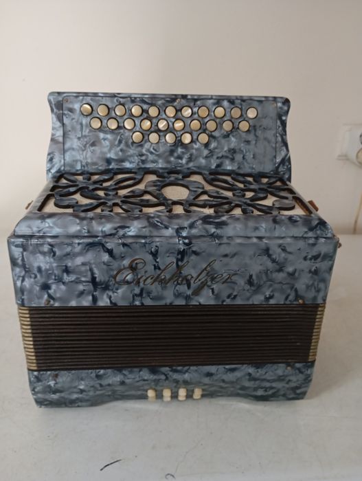Concertina  Eichholzer há 3 vós