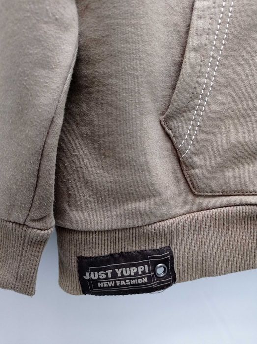 Bluza męska z  dzianiny.