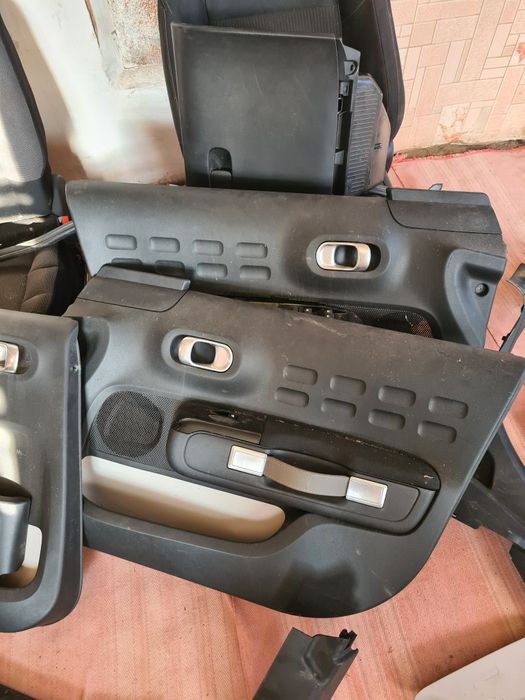 Обшивка салону Citroen C3 2017 р