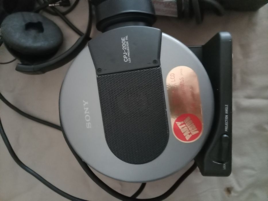 Projector Sony CPJ 200E