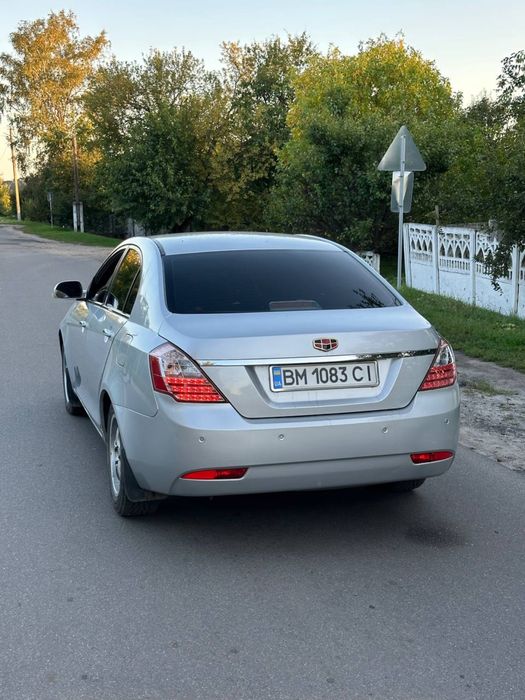 Продам GEELY в хорошом состояний. Газ вписан