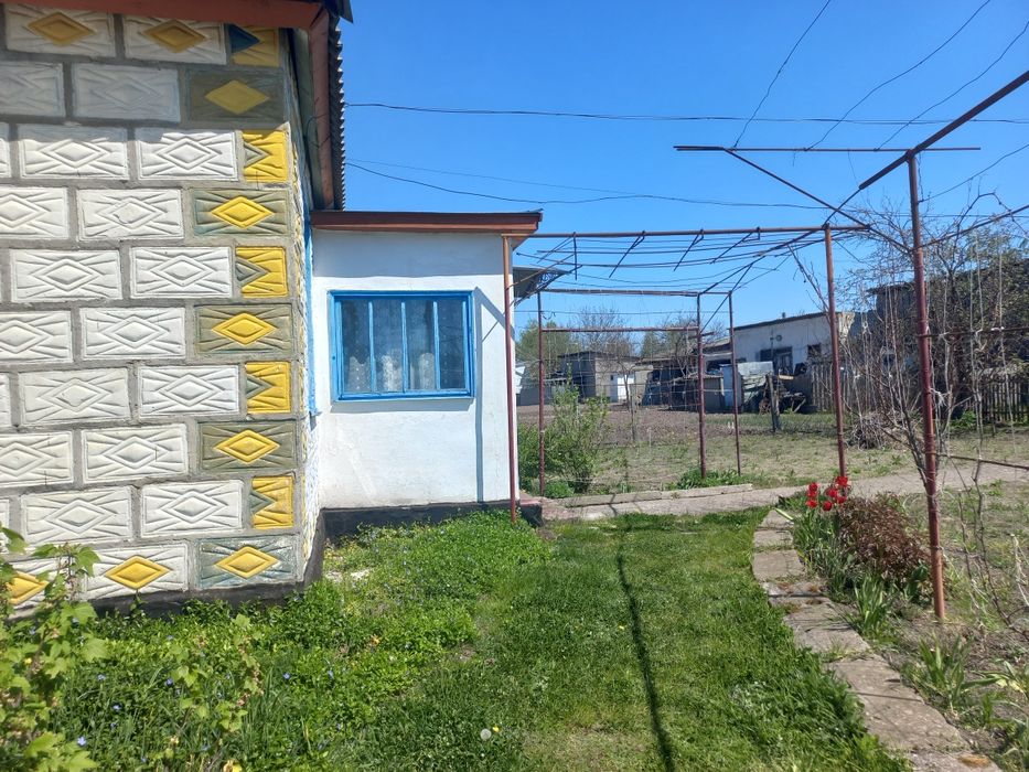 Купуйте цегляний будинок  в  Брусилові Житомирської області