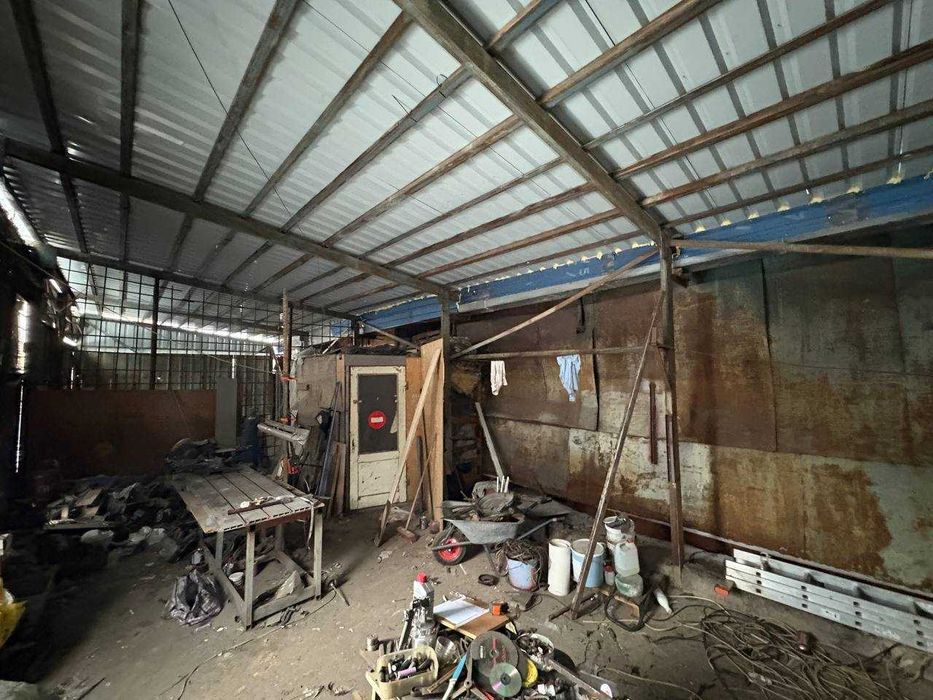 Ангар 90м2, вагончик під офіс і своя огородж.площадка,380В-для виробн.