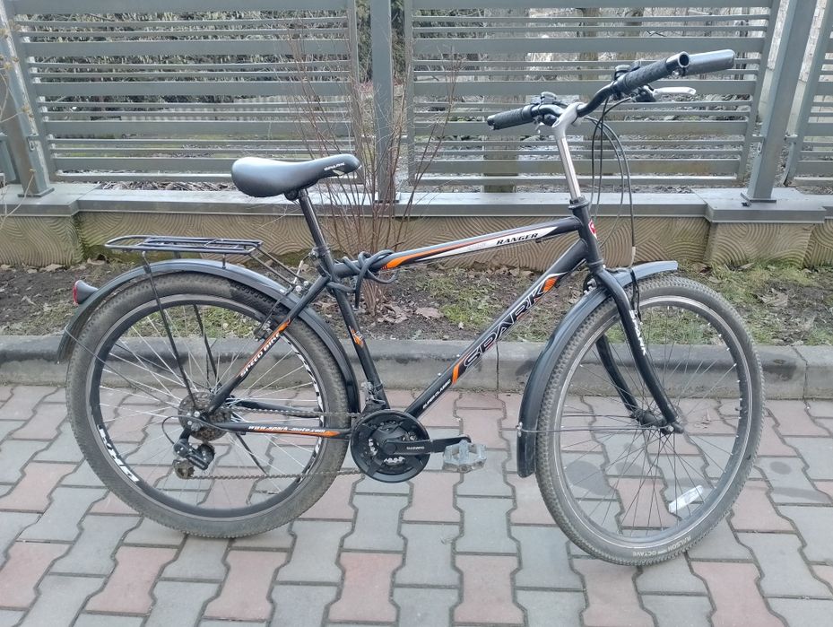 Велосипед у дуже гарному стані.