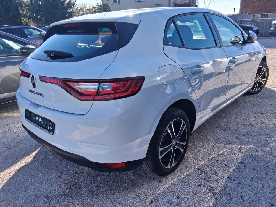 Renault Megane 2019r*1.3 Benzyna *77000 przebieg Bezwypadkowy *