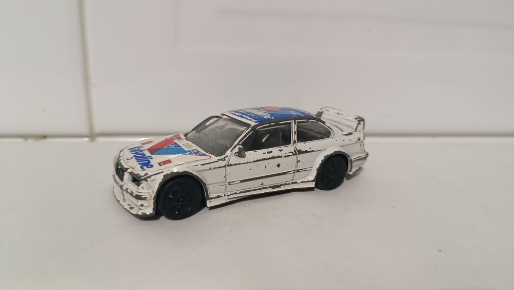 Lote 4 carros da Burago.