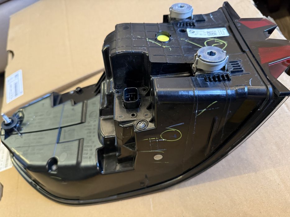 задні ліхтарі BMW X5 G05 LCI (USA), оригінал.