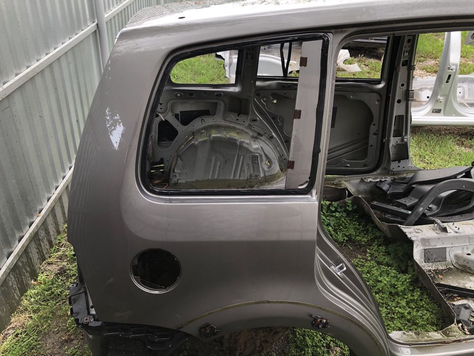 Лонжерон четверть Фольксваген Тоуран Кадди