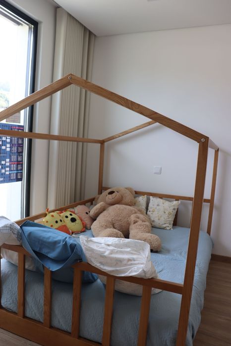 Cama montessori carvalho maciço medidas casal