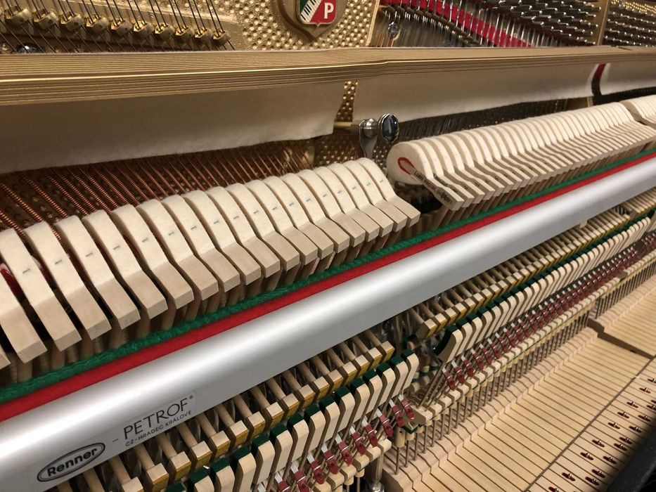 Pianino koncertowe Petrof P125 czarne