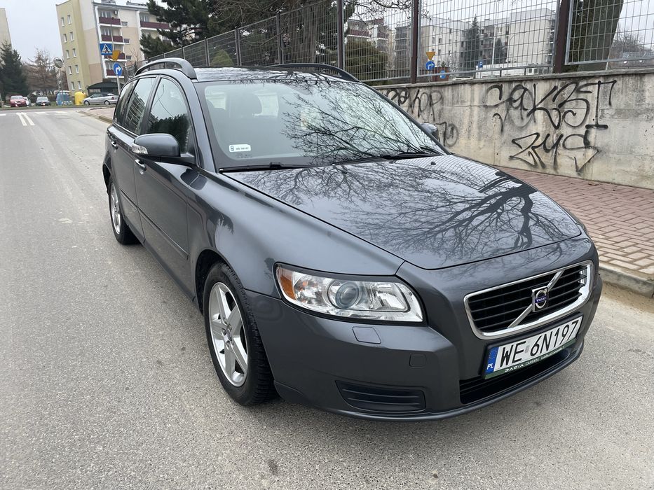 VOLVO V50 ** LIFT ** 1.8b ** 08r ** ZADBANE ** Xenon ** KOMBI