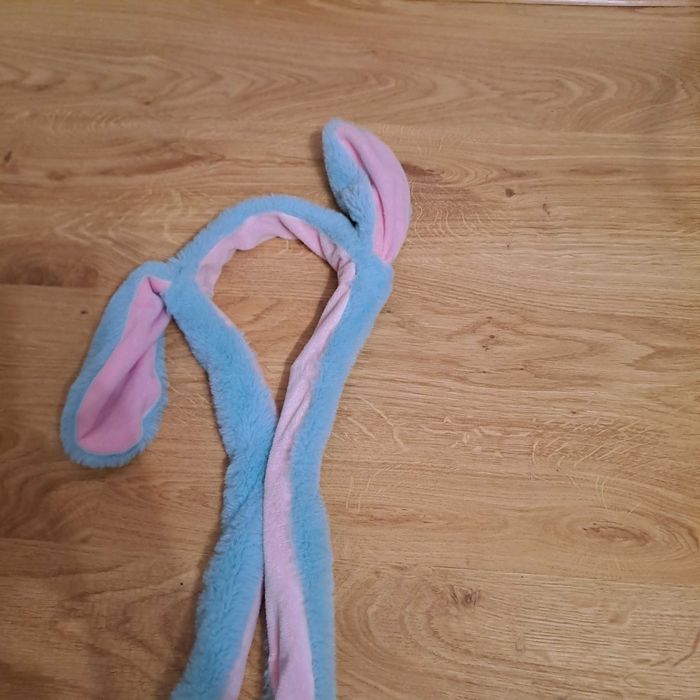 Opaska - pluszowe uszy królika ruchome z pompką